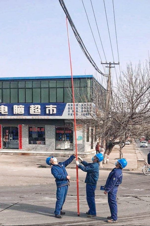 [titlepic]岐山供电分公司春安检查彻查线路隐患